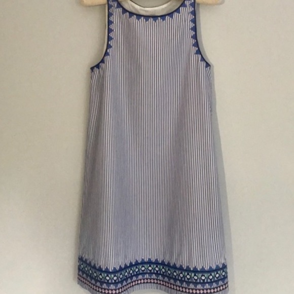 Vineyard Vines Geo Prep Embroidered Swing Dress - Picture 1 of 3